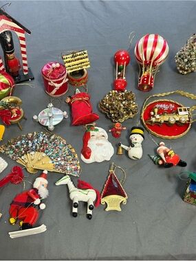 Vintage Christmas Ornament Lot Of 25 Wood, Ceramic Sequin 70s 80s Snowman Santa